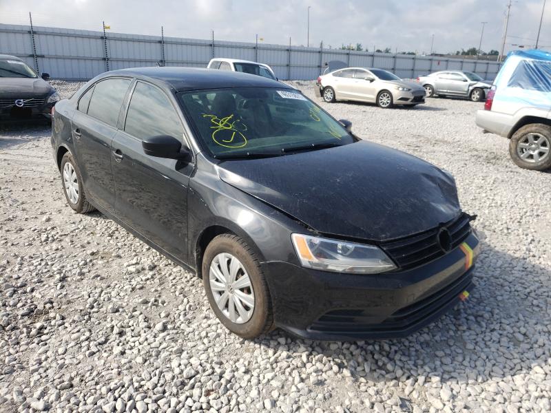 Volkswagen Jetta base (2015)