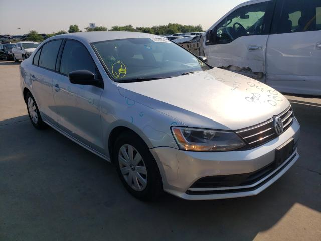 Volkswagen Jetta base (2015)