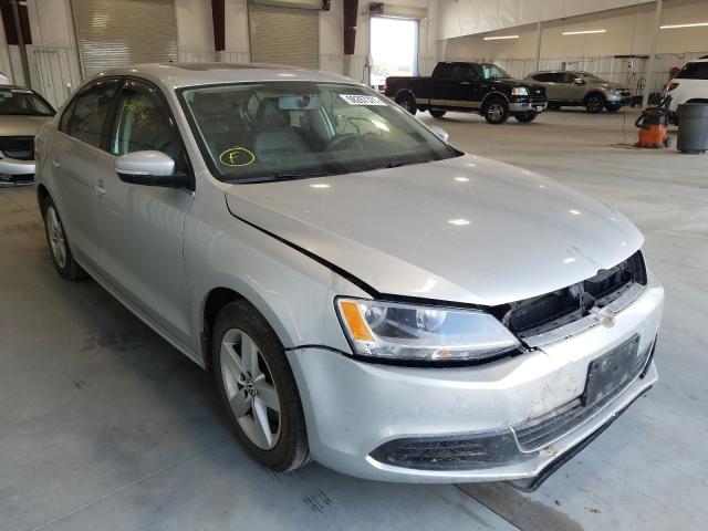Volkswagen Jetta tdi (2013)