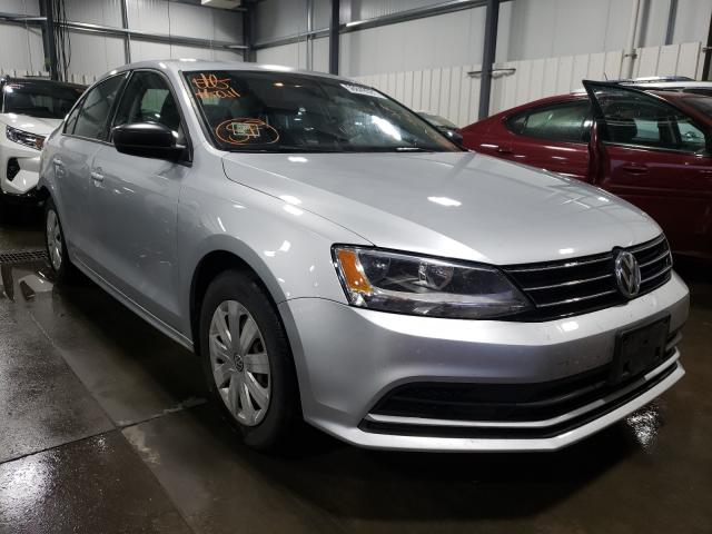 Volkswagen Jetta base (2015)