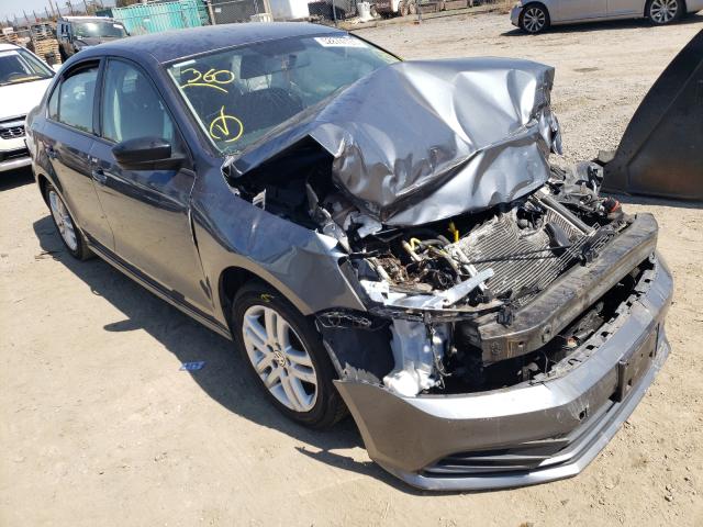 Volkswagen Jetta base (2015)