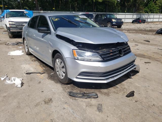 Volkswagen Jetta base (2015)