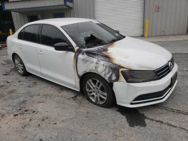 Volkswagen Jetta base (2015)