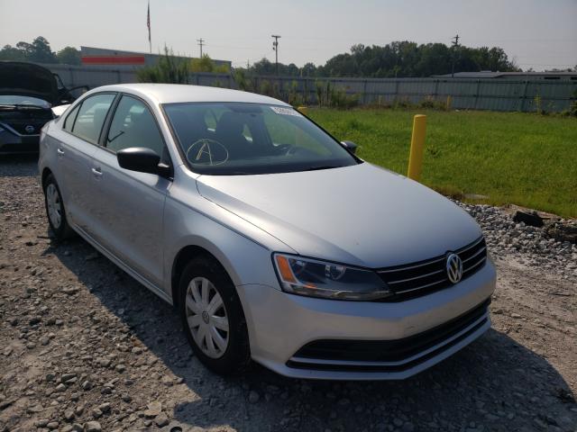 Volkswagen Jetta base (2015)