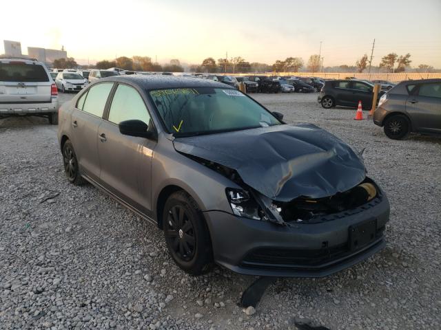 Volkswagen Jetta base (2015)