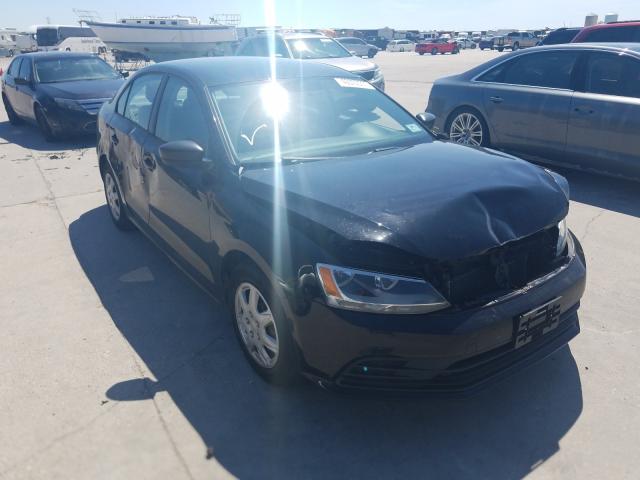 Volkswagen Jetta base (2015)