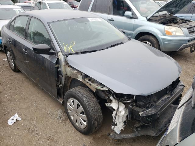 Volkswagen Jetta base (2015)