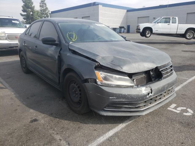 Volkswagen Jetta base (2015)