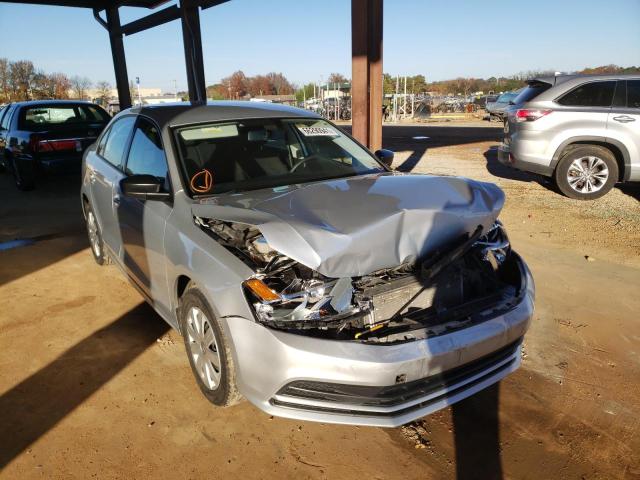 Volkswagen Jetta base (2015)