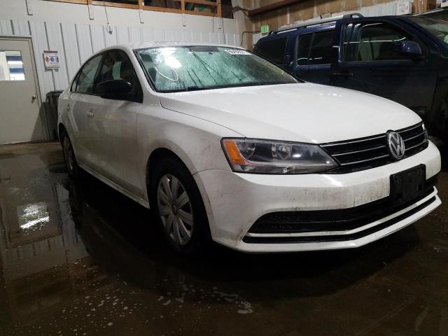 Volkswagen Jetta base (2015)