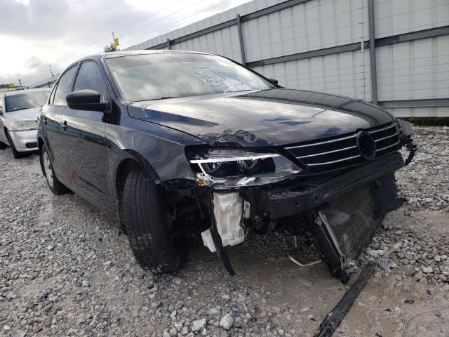 Volkswagen Jetta base (2015)