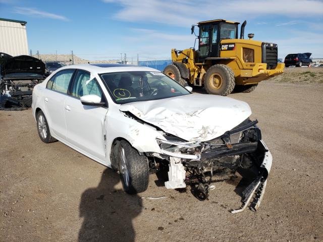 Volkswagen Jetta base (2015)