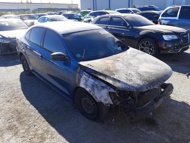 Volkswagen Jetta base (2015)