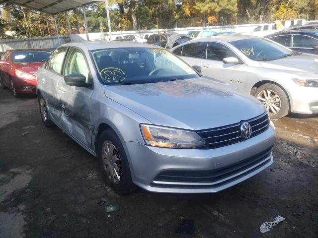 Volkswagen Jetta base (2015)