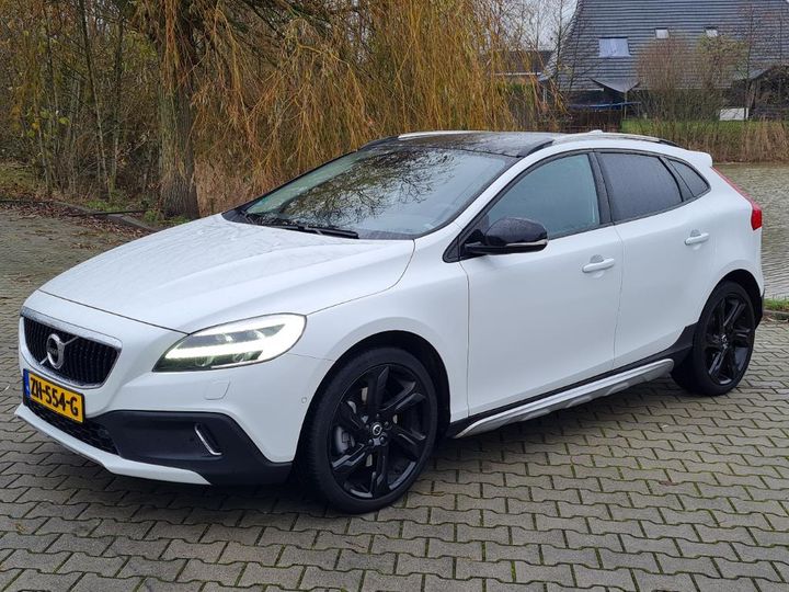 Volvo V40 cross country (2019)