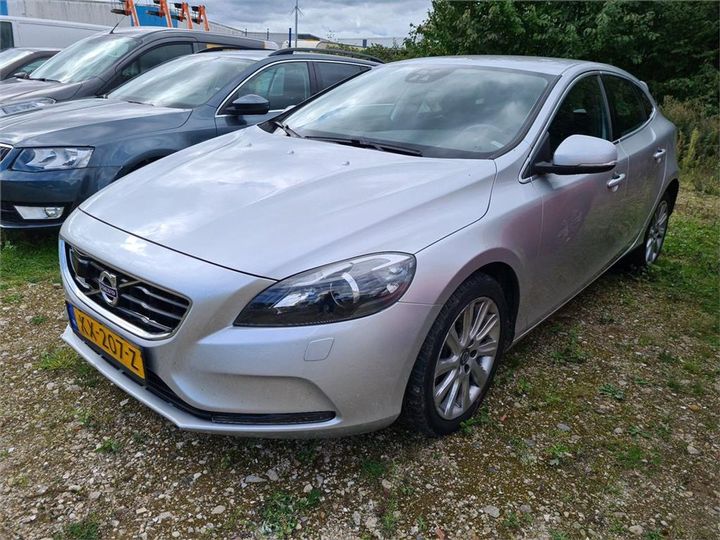Volvo V40 cross country (2016)