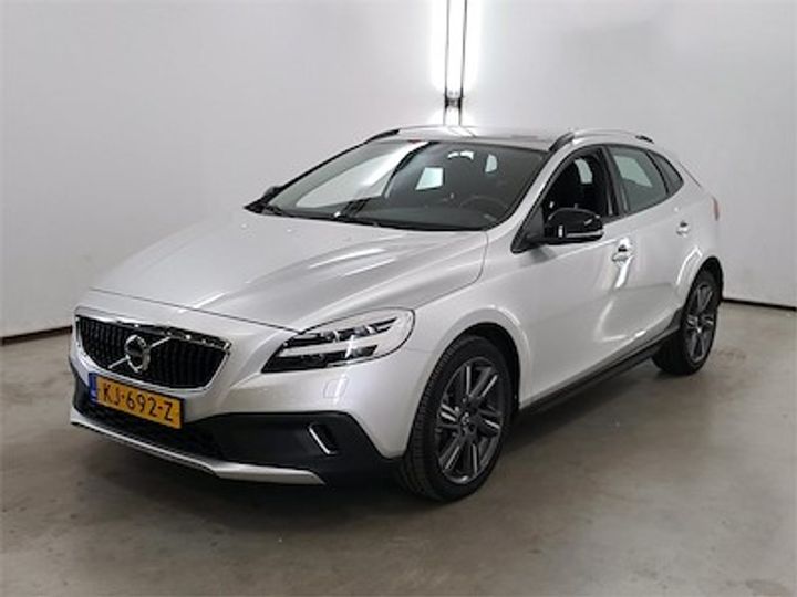 Volvo V40 cross country (2016)