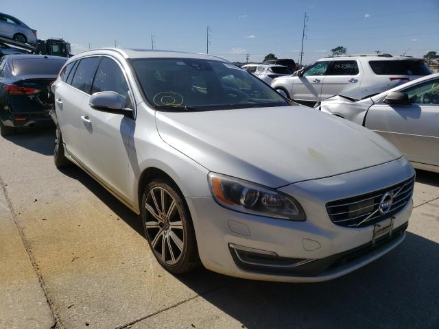 Volvo V60 platin (2015)