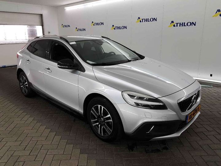 Volvo V40 cross country (2016)