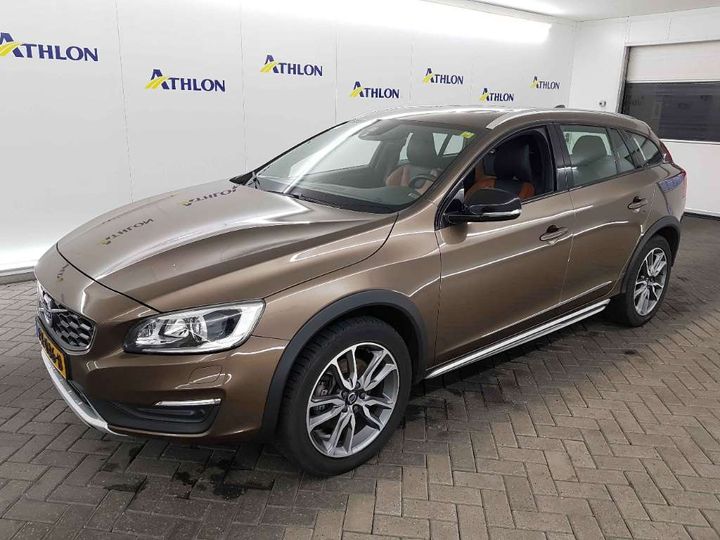 Volvo V60 cross country (2017)