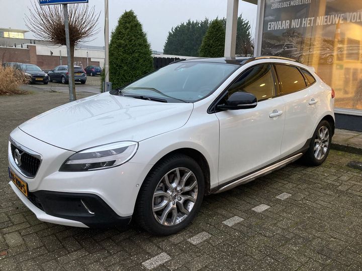 Volvo V40 cross country (2019)