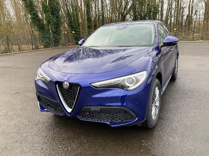 Alfa-romeo Stelvio suv (2021)