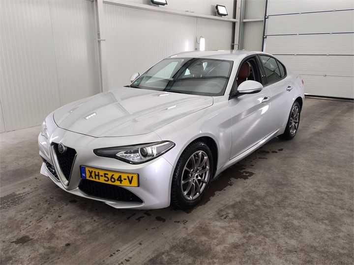 Alfa-romeo Romeo (2019)