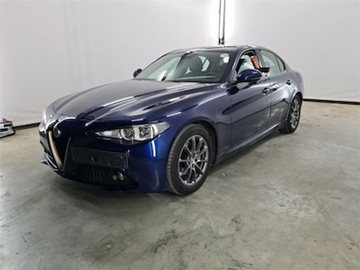 Alfa-romeo Giulia - 2016 (2018)