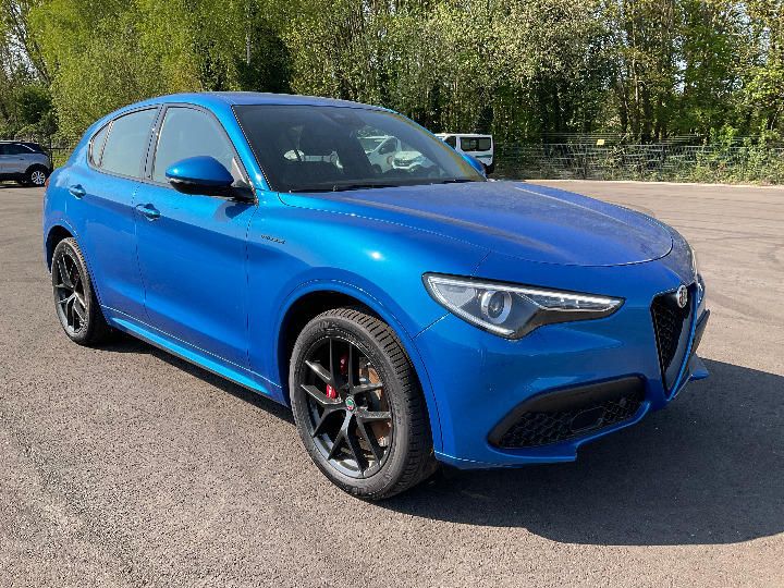 Alfa-romeo Stelvio suv (2021)
