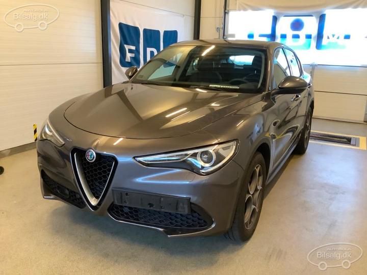 Alfa-romeo Stelvio suv (2019)