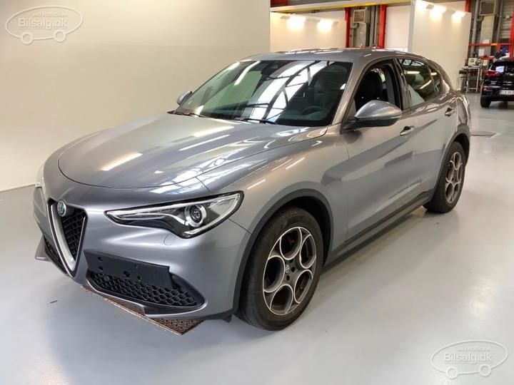Alfa-romeo Stelvio suv (2020)