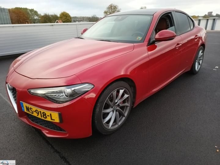 Alfa-romeo Giulia (2017)