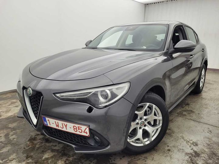 Alfa-romeo Stelvio &#3917 (2019)