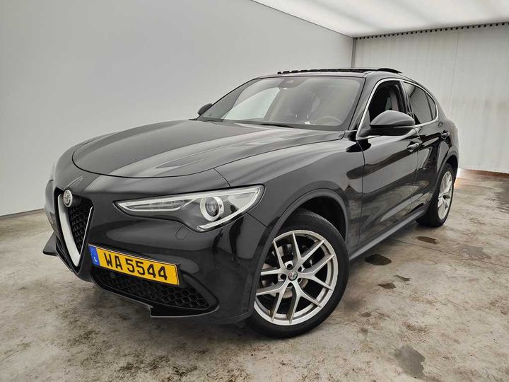 Alfa-romeo Stelvio (2018)