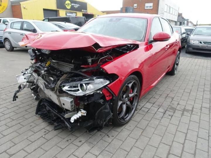 Alfa-romeo Giulia saloon (2018)