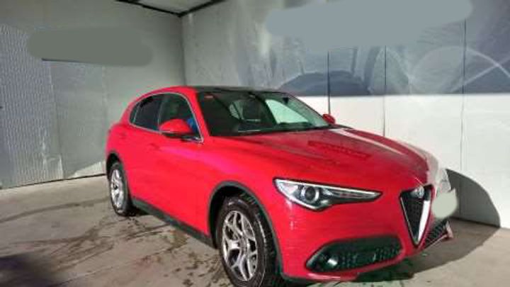 Alfa-romeo Stelvio (2018)