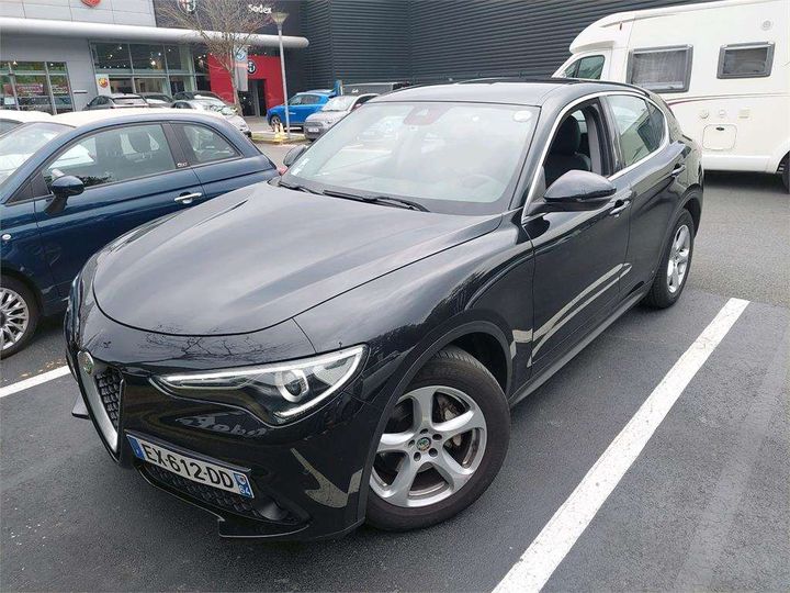 Alfa-romeo Stelvio (2018)