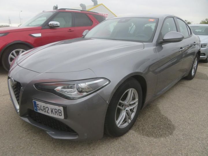 Alfa-romeo Giulia (2018)