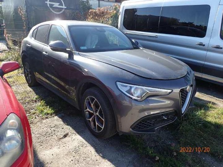 Alfa-romeo Stelvio suv (2019)