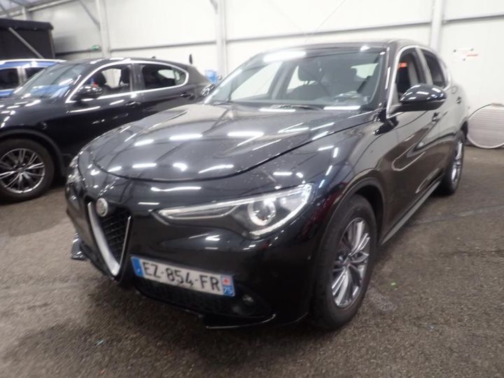 Alfa-romeo Stelvio (2018)