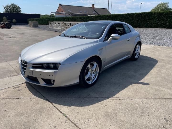Alfa-romeo Brera coupe (2006)