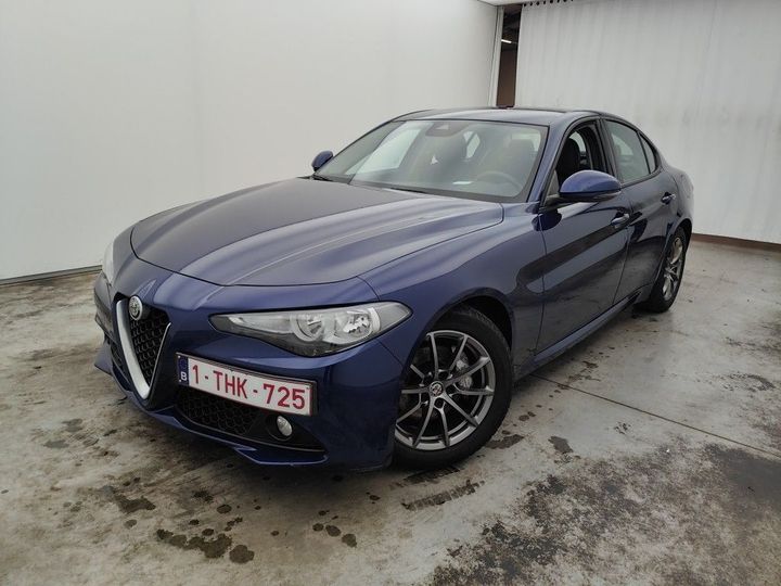 Alfa-romeo Giulia &#3916 (2017)