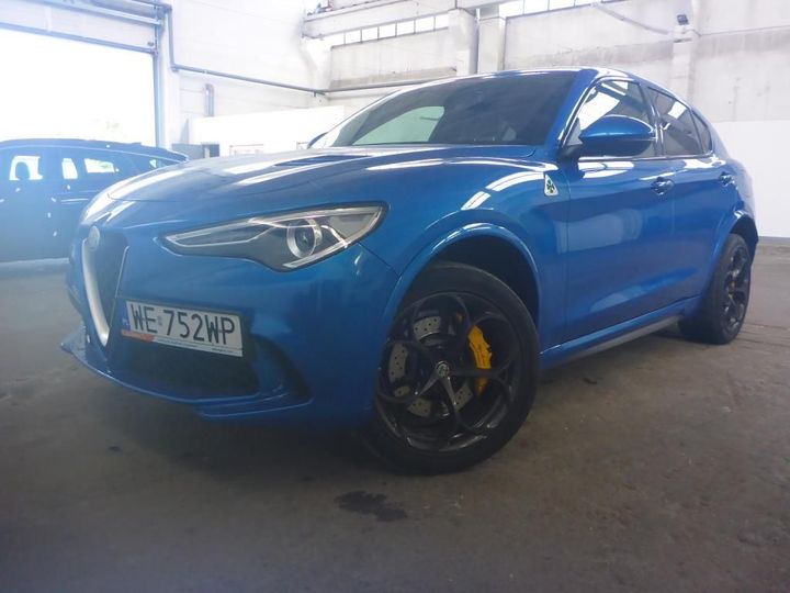 Alfa-romeo Stelvio (2019)