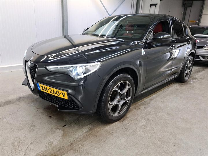 Alfa-romeo Stelvio (2019)