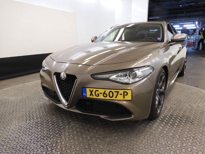 Alfa-romeo Giulia (2019)