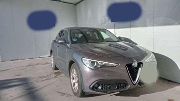 Alfa-romeo Stelvio (2018)