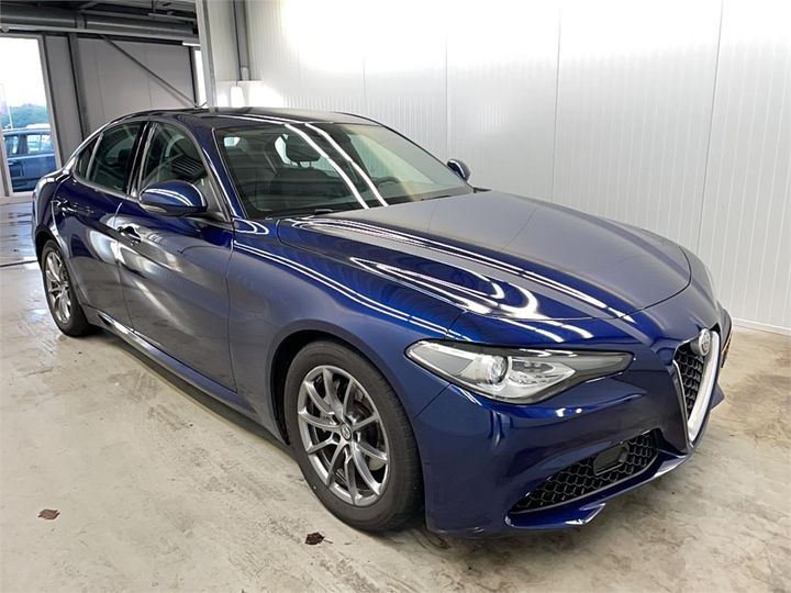 Alfa-romeo Giulia (2018)