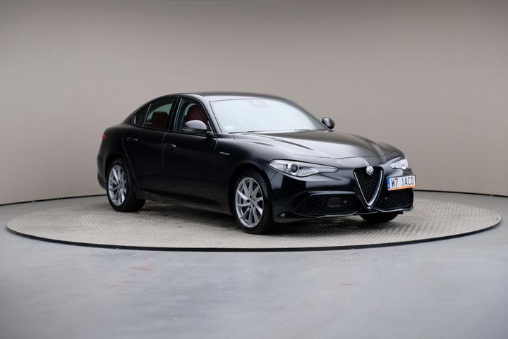 Alfa-romeo Giulia (2019)