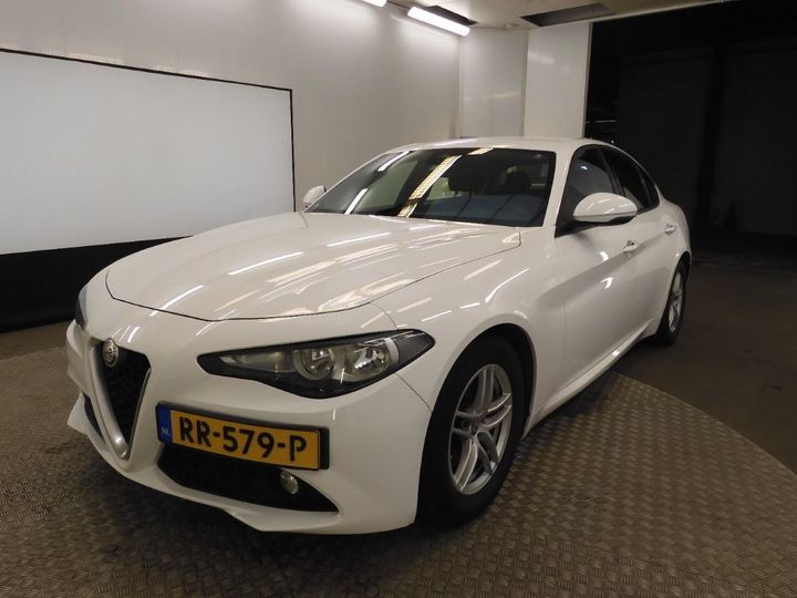 Alfa-romeo Giulia (2018)