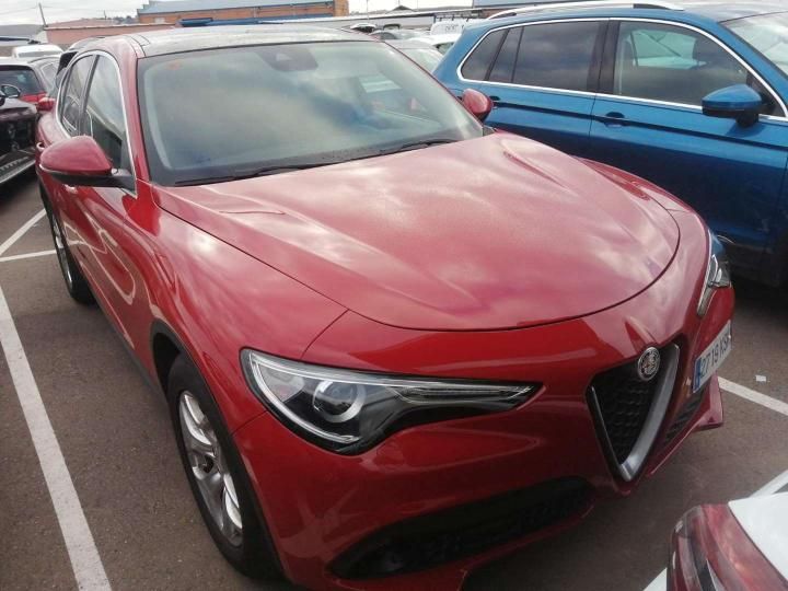 Alfa-romeo Stelvio (2018)